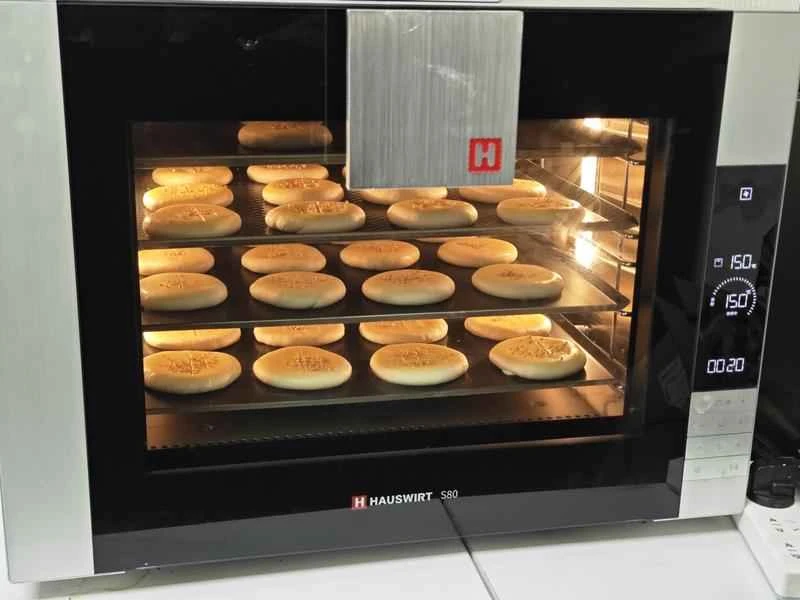 How to make pure milk hand-torn toast: Step 1