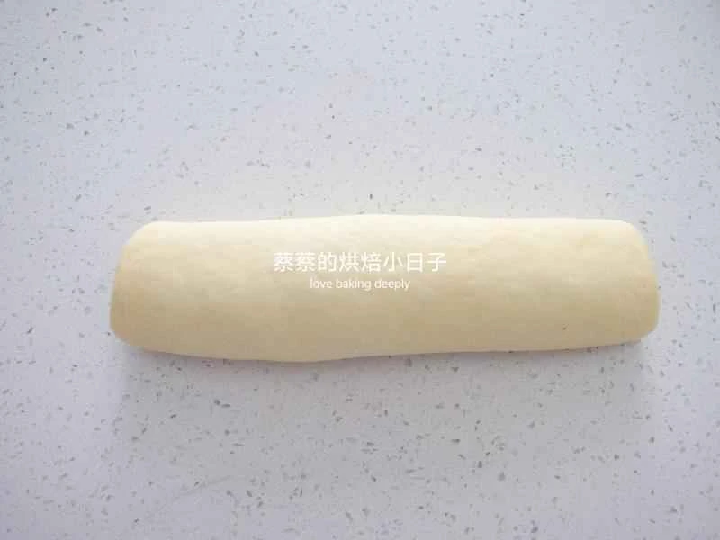 How to make pure milk hand-torn toast: Step 1