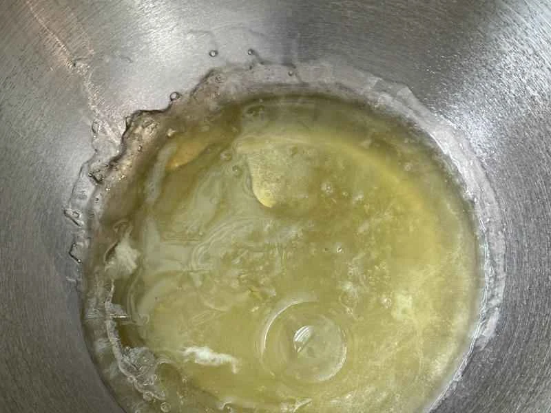 How to make pure milk hand-torn toast: Step 1