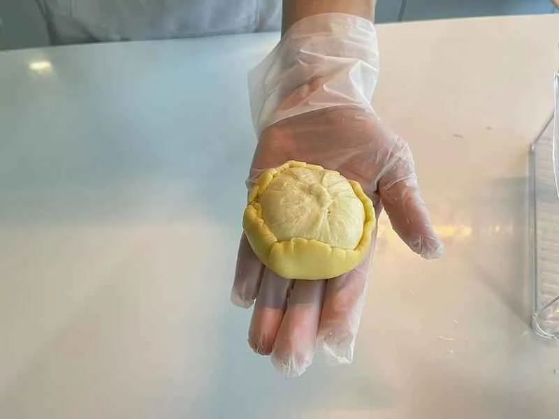 How to make pure milk hand-torn toast: Step 1