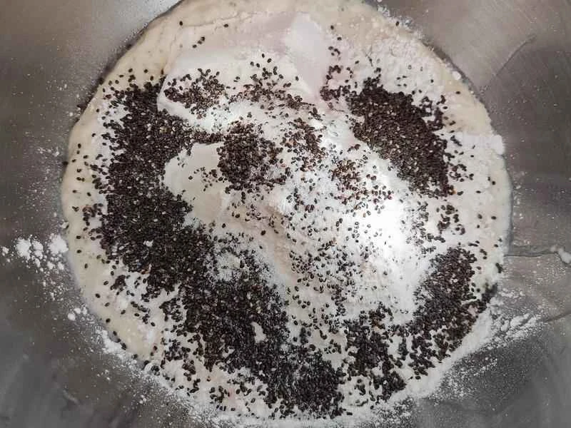 How to make pure milk hand-torn toast: Step 1