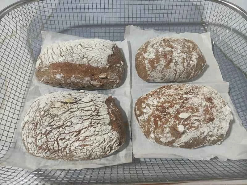 How to make pure milk hand-torn toast: Step 1