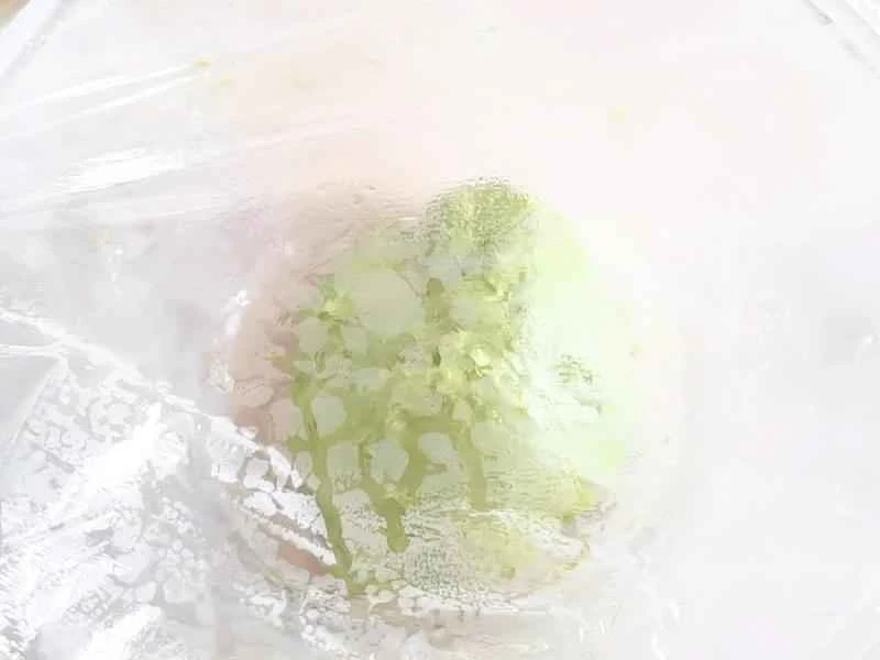 How to make pure milk hand-torn toast: Step 1