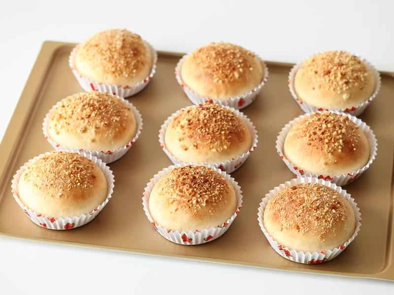 How to make pure milk hand-torn toast: Step 1