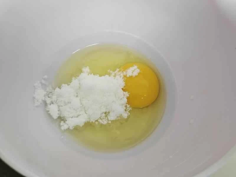 How to make pure milk hand-torn toast: Step 1