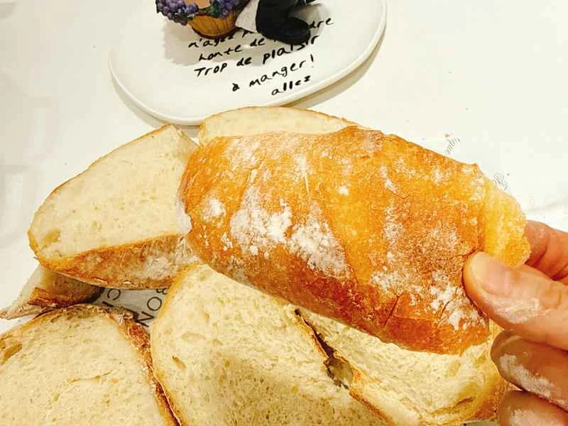 How to make pure milk hand-torn toast: Step 1