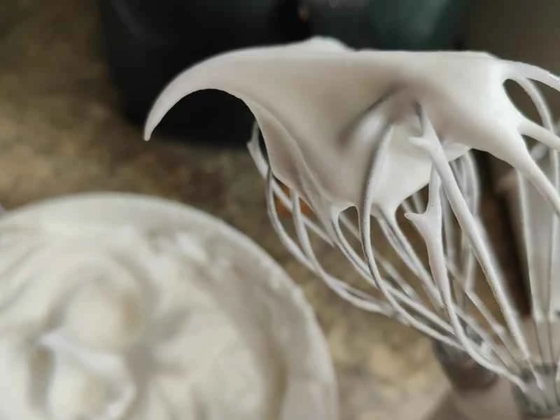 How to make pure milk hand-torn toast: Step 1