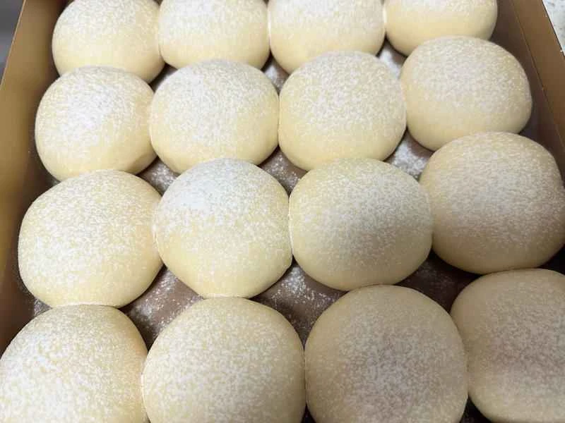 How to make pure milk hand-torn toast: Step 1