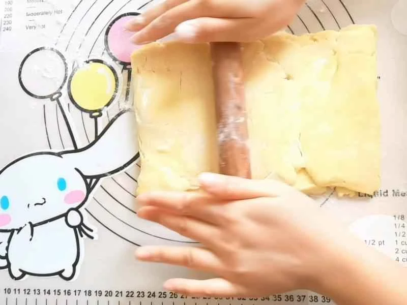 How to make pure milk hand-torn toast: Step 1