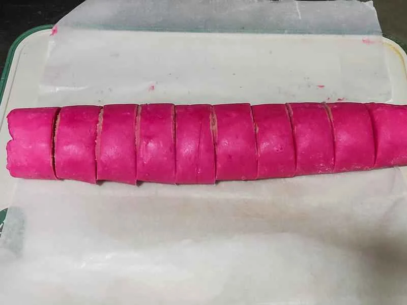 How to make pure milk hand-torn toast: Step 1