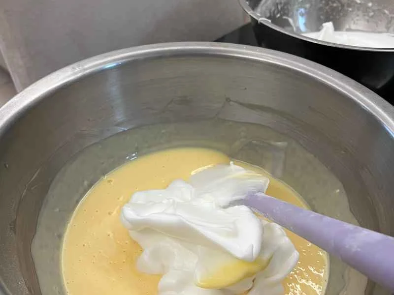 How to make pure milk hand-torn toast: Step 1