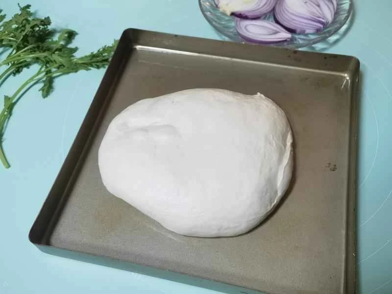 How to make pure milk hand-torn toast: Step 1