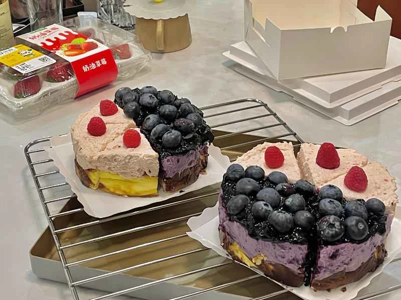 How to make pure milk hand-torn toast: Step 1