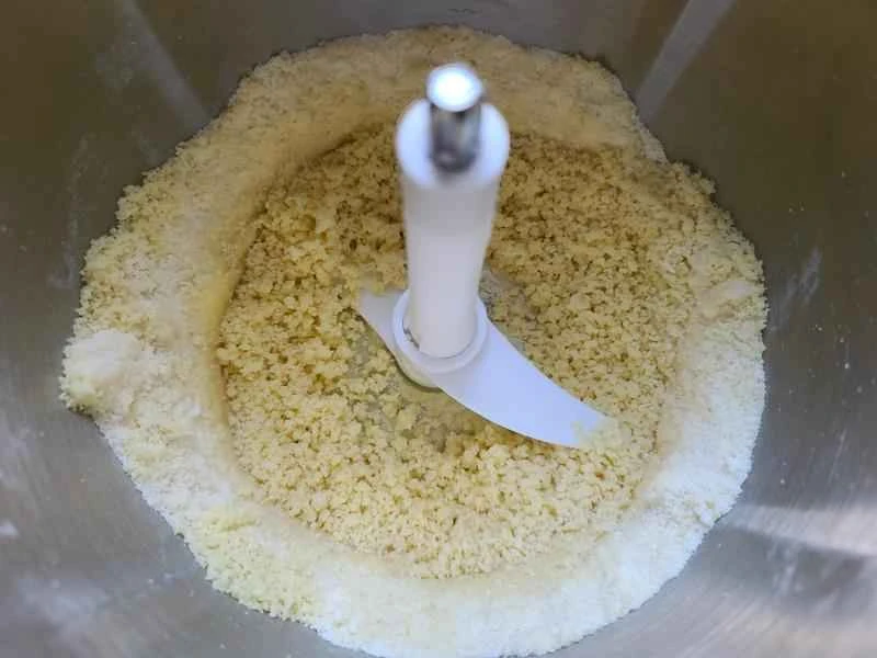 How to make pure milk hand-torn toast: Step 1