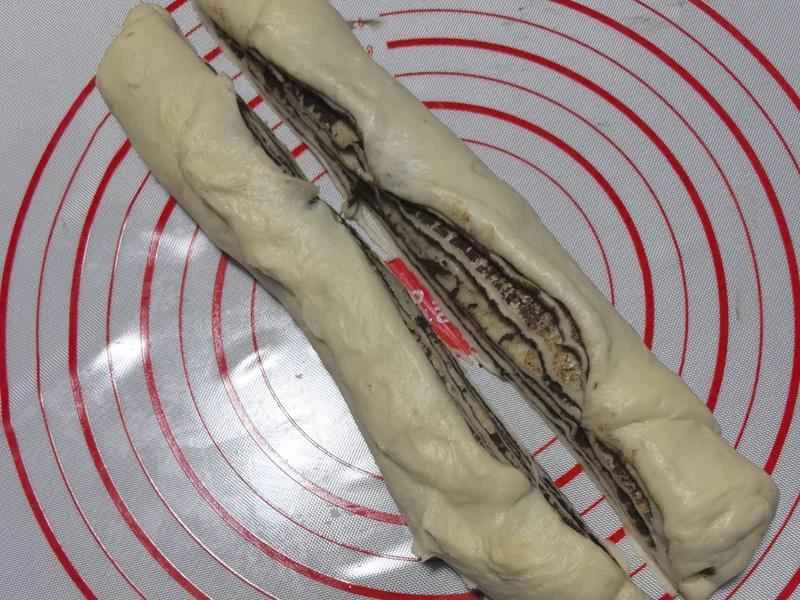 How to make pure milk hand-torn toast: Step 1