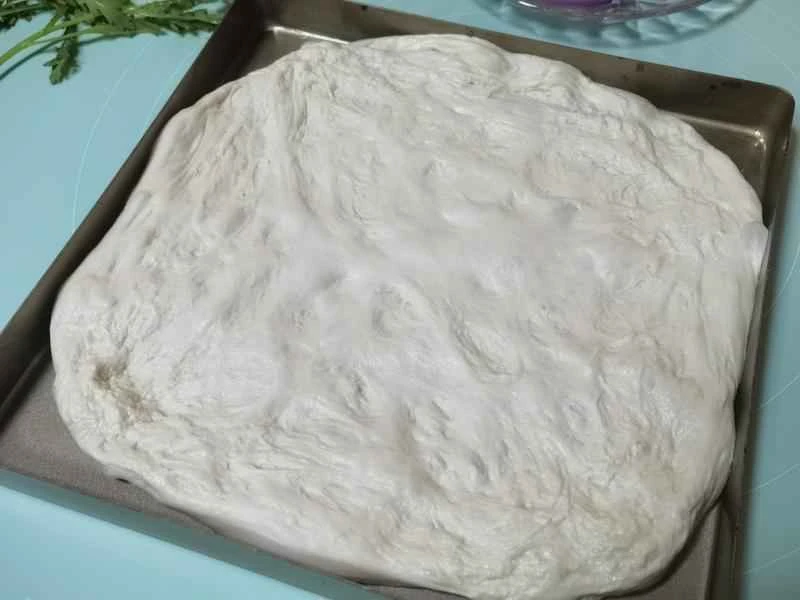 How to make pure milk hand-torn toast: Step 1