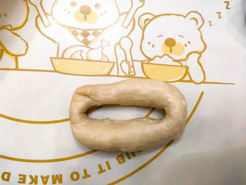 How to make pure milk hand-torn toast: Step 1