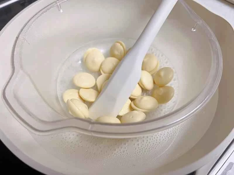 How to make pure milk hand-torn toast: Step 1