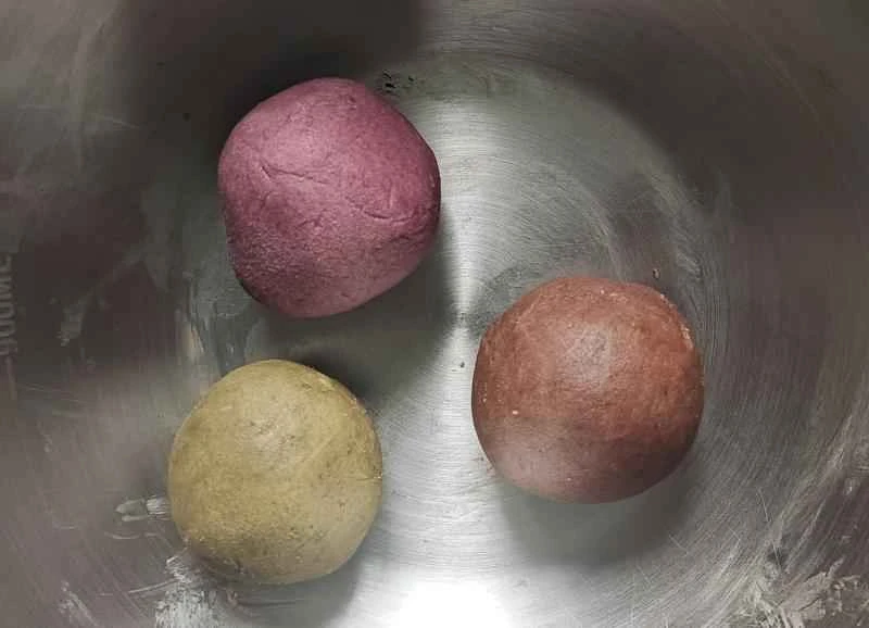 How to make pure milk hand-torn toast: Step 1