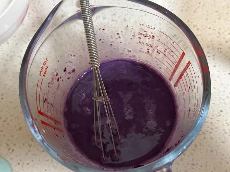 How to make pure milk hand-torn toast: Step 1