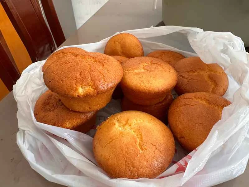 How to make pure milk hand-torn toast: Step 1