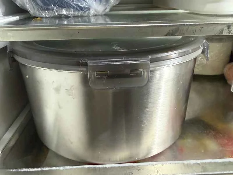 How to make pure milk hand-torn toast: Step 1