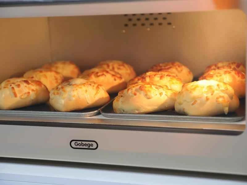 How to make pure milk hand-torn toast: Step 1