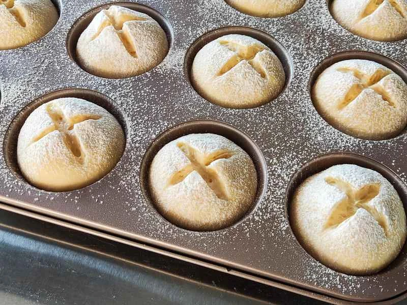 How to make pure milk hand-torn toast: Step 1