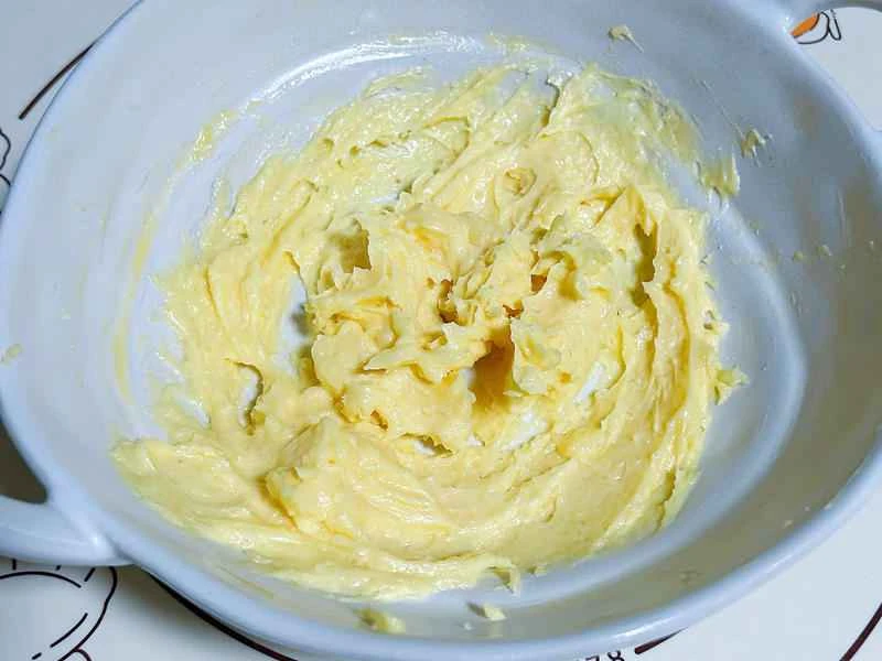 How to make pure milk hand-torn toast: Step 1