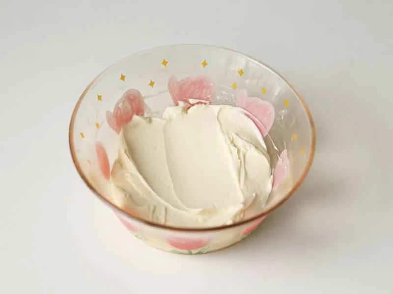 How to make pure milk hand-torn toast: Step 1