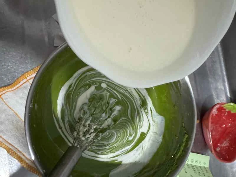 How to make pure milk hand-torn toast: Step 1