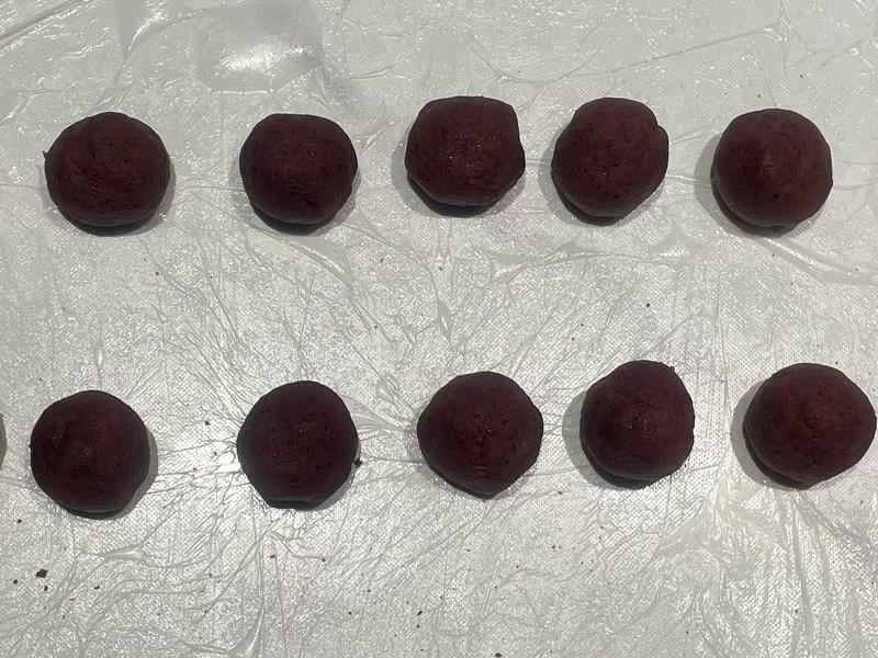 How to make pure milk hand-torn toast: Step 1