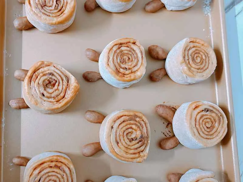 How to make pure milk hand-torn toast: Step 1