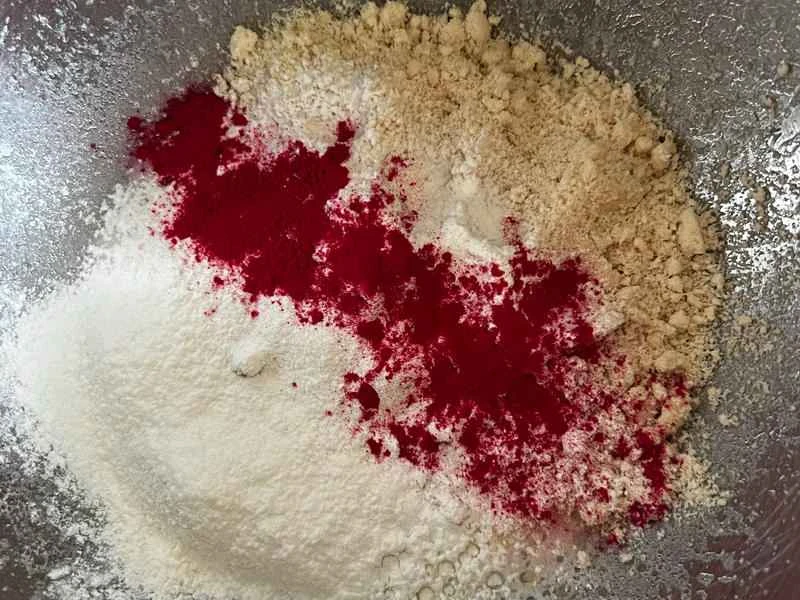 How to make pure milk hand-torn toast: Step 1