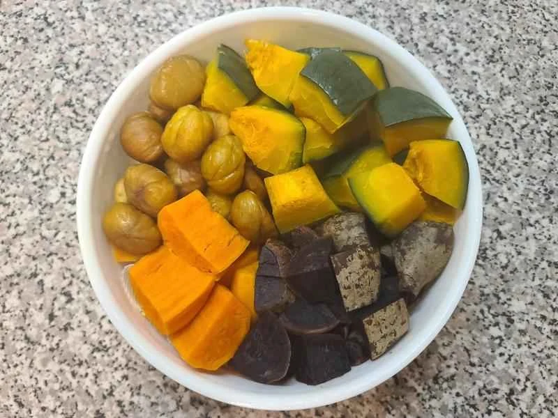 How to make pure milk hand-torn toast: Step 1