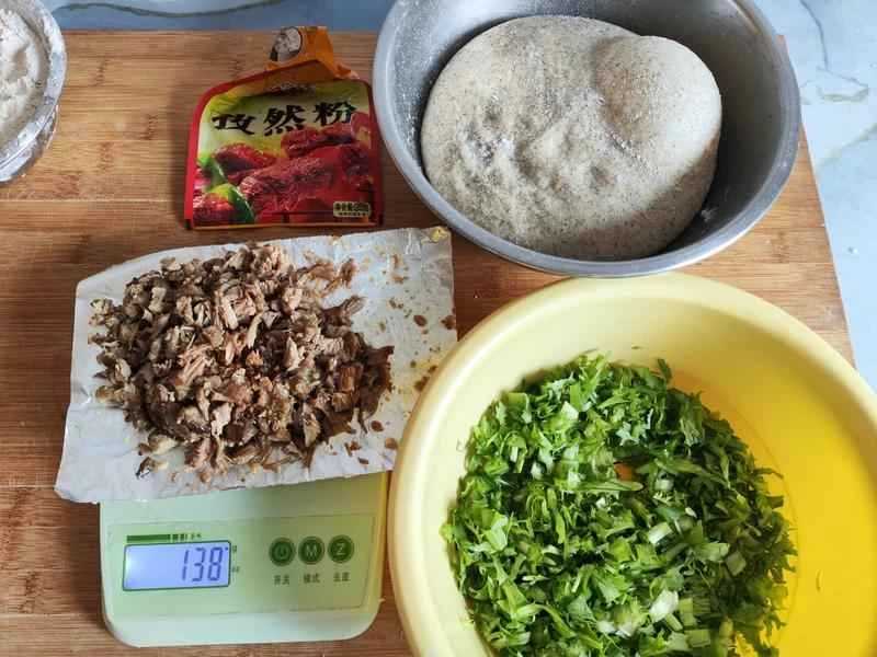 How to make pure milk hand-torn toast: Step 1