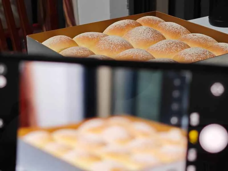 How to make pure milk hand-torn toast: Step 1