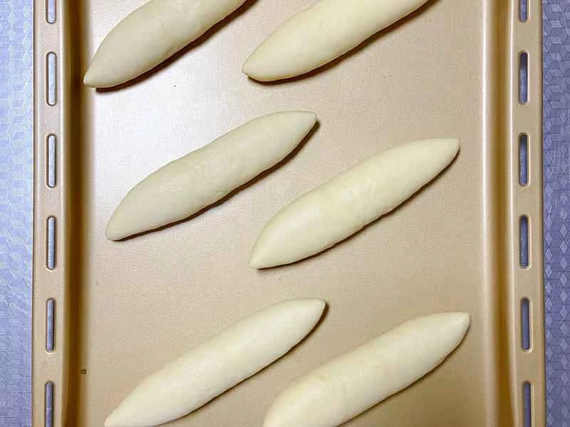 How to make pure milk hand-torn toast: Step 1