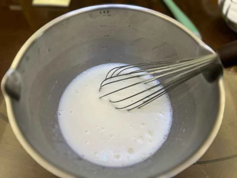 How to make pure milk hand-torn toast: Step 1
