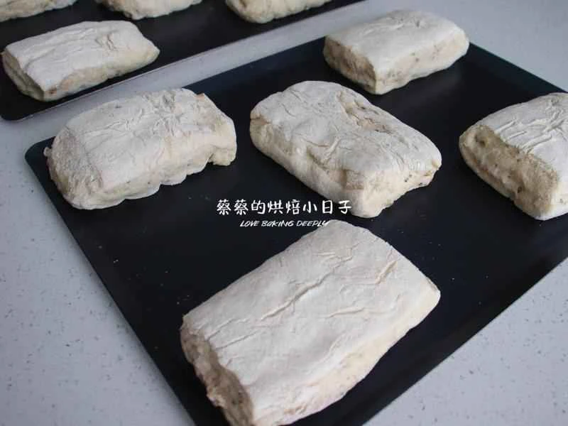 How to make pure milk hand-torn toast: Step 1