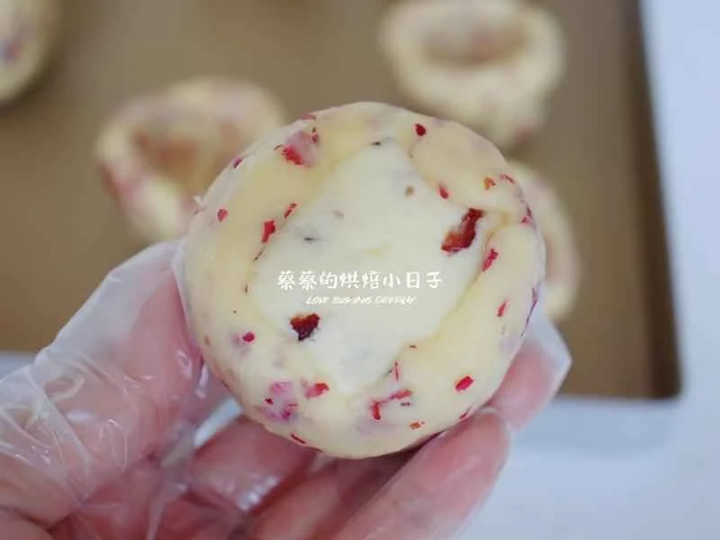 How to make pure milk hand-torn toast: Step 1