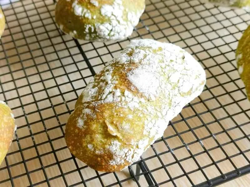 How to make pure milk hand-torn toast: Step 1