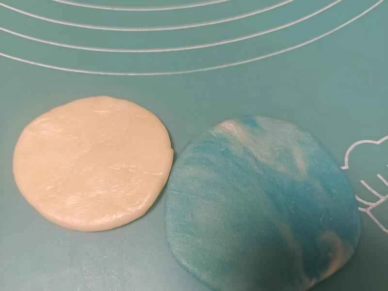 How to make pure milk hand-torn toast: Step 1