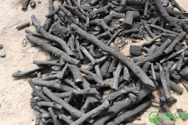 How is charcoal made?