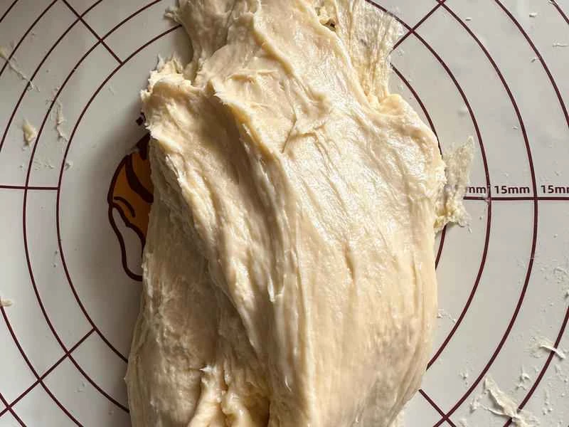 How to make pure milk hand-torn toast: Step 1