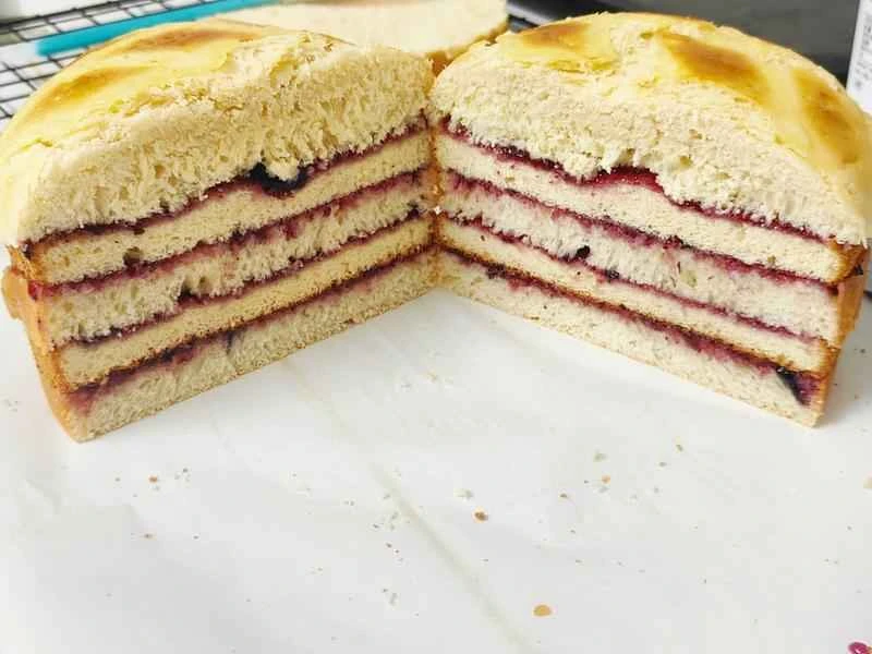 How to make pure milk hand-torn toast: Step 1