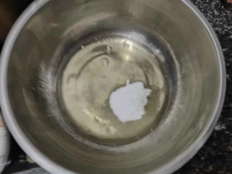 How to make pure milk hand-torn toast: Step 1
