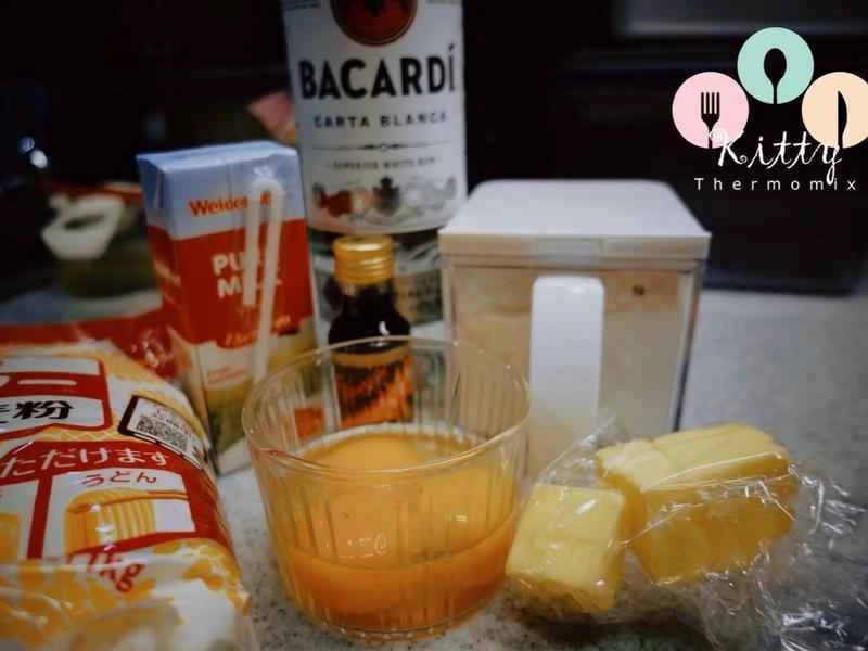 How to make pure milk hand-torn toast: Step 1