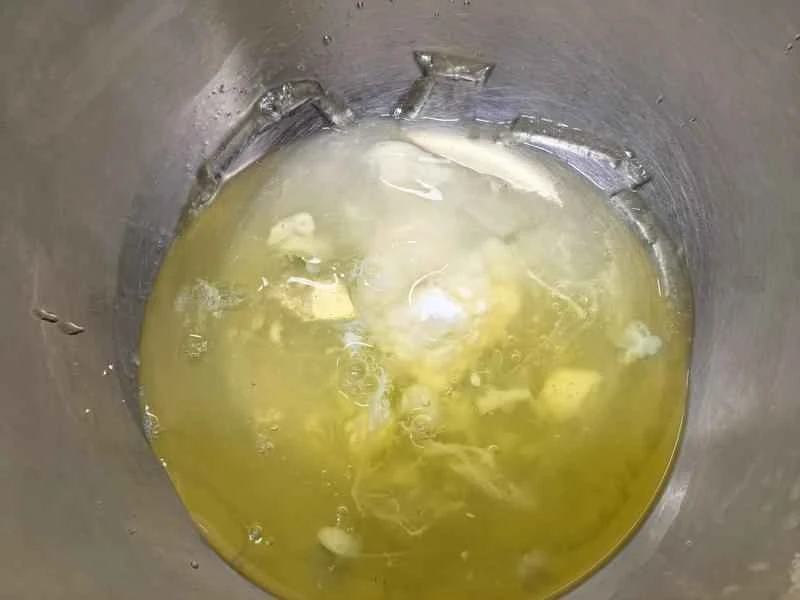 How to make pure milk hand-torn toast: Step 1