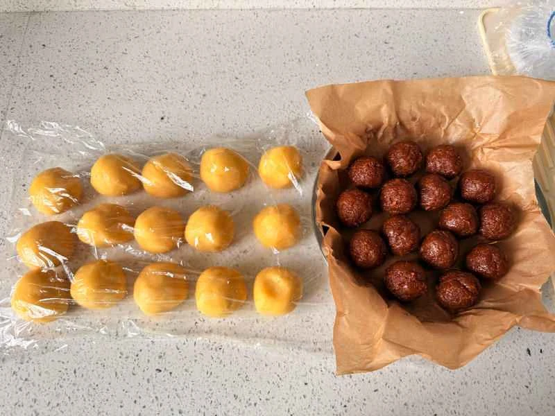 How to make pure milk hand-torn toast: Step 1